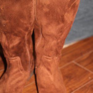 True & Time Brown Knee High suede Boots